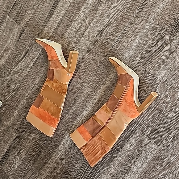 Multi Colored  8 Narrow boot . - Picture 5 of 9